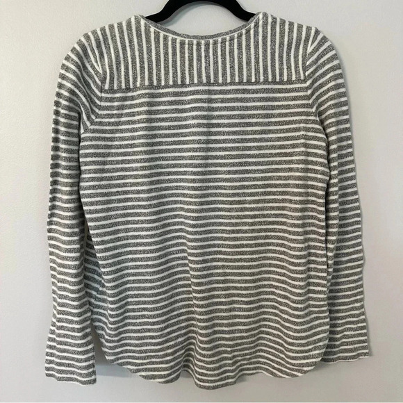 Theory Long Sleeve Gray & White Stripe Crew Neck Hi/Lo Cotton Sweater Size S GUC - Picture 8 of 8